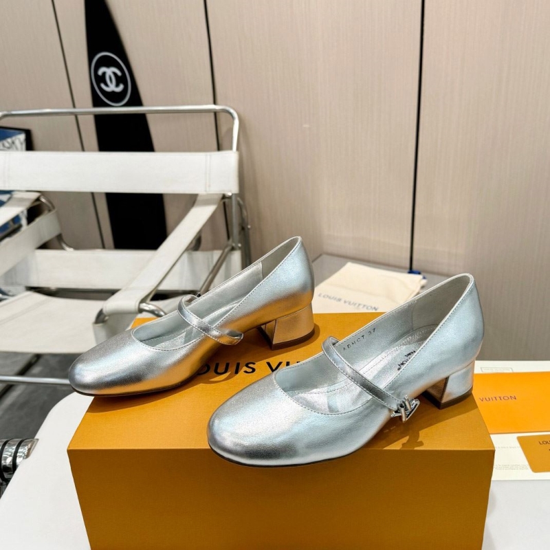 LV flat shoes